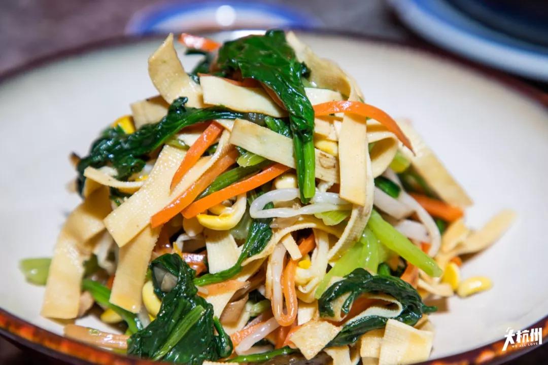 在杭州遇见紫禁城！宫灯前祈福、畅音阁迎新！来这里过故宫中国节