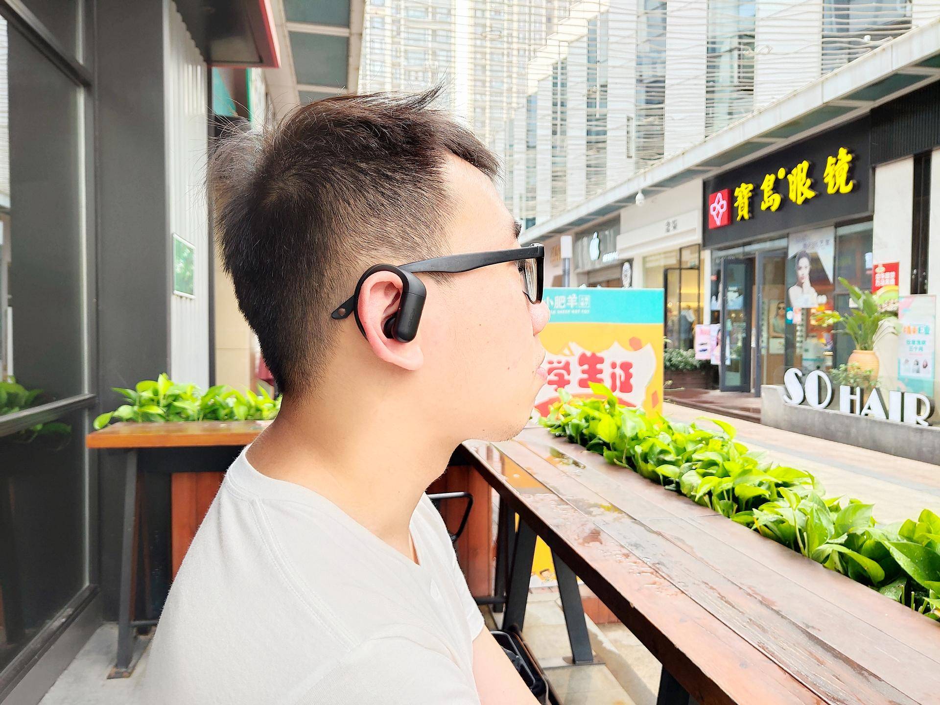 适合跑步用，QCYT6真无线耳机品鉴，比别的真无线入耳式要舒服