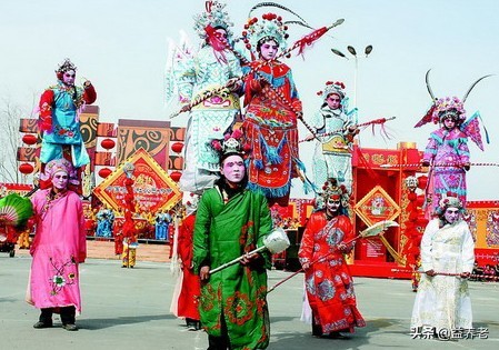 马上春节了，全国各地习俗都有什么不同