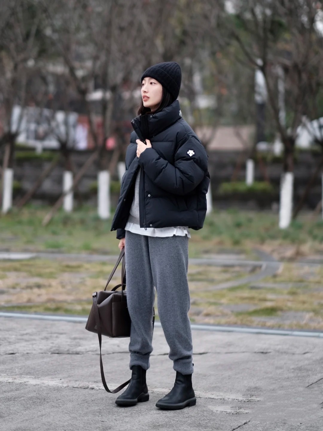 羽绒服袖子磨破了怎么缝补无痕,羽绒服袖子破了怎么补好看