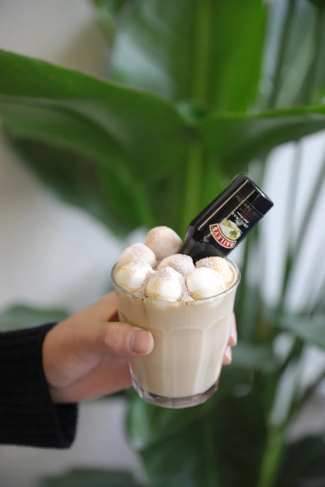 适合秋冬的鸡尾酒,挑一款很温馨的鸡尾酒