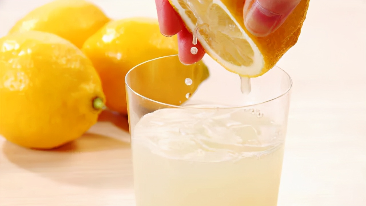 吃火锅之前怎么避免一身火锅味,吃火锅身上有味道怎么去除小技巧