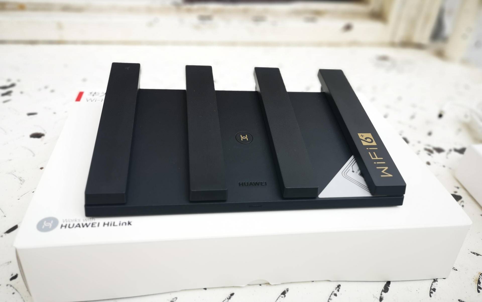 wifi6路由器和5g路由器哪个更快,华为路由器ax3wifi6评测