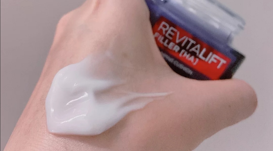 雅顿面霜和珂润面霜哪个好用,夏季面霜保湿不油腻女