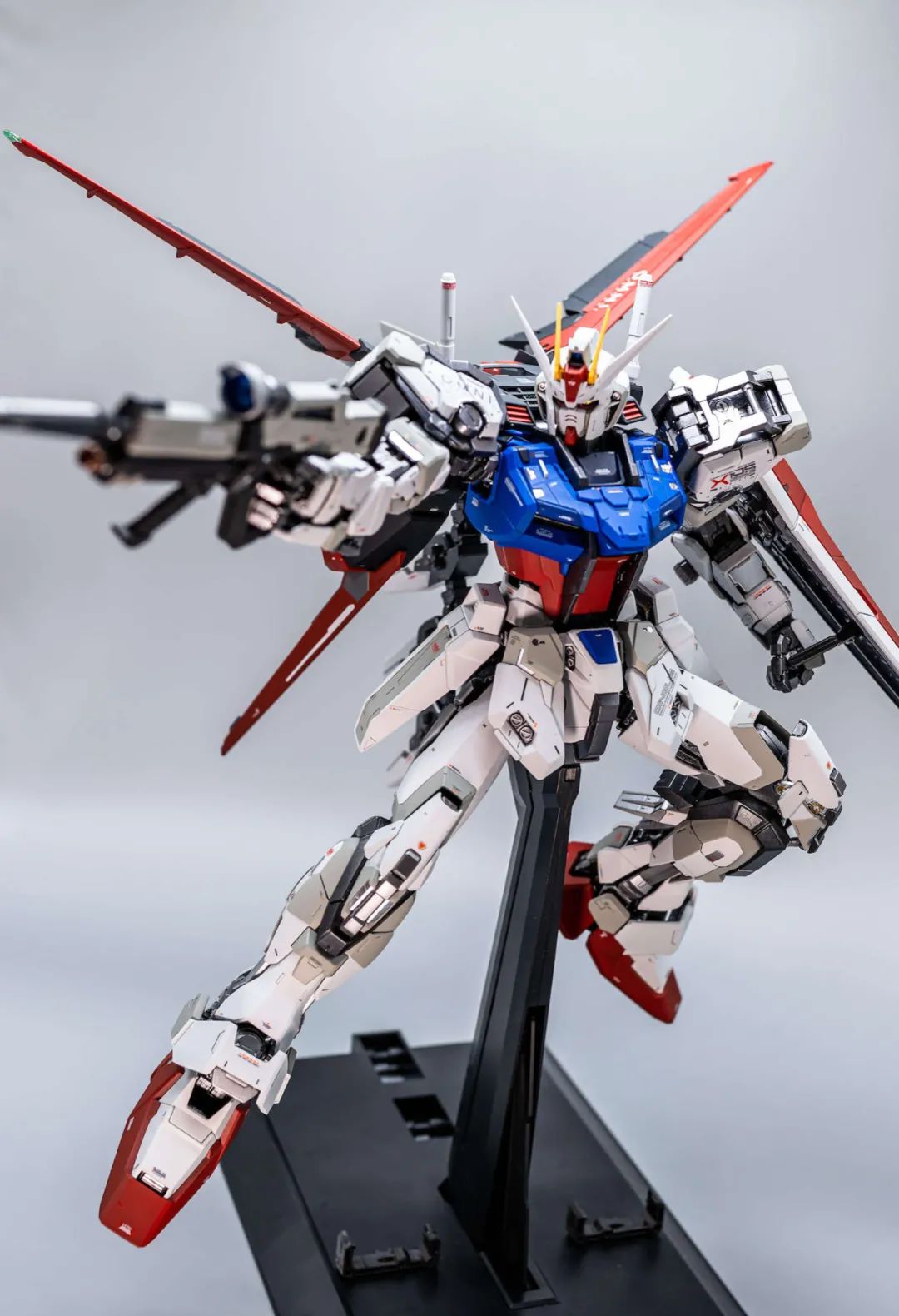 pg强袭高达头部拼装,pg强袭自由拼装过程