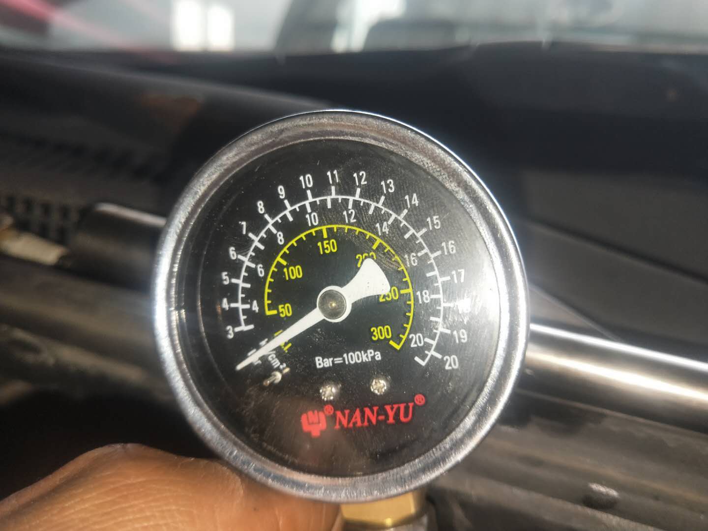 发动机怠速抖动的原因及解决办法,发动机怠速抖动最简单的解决方法