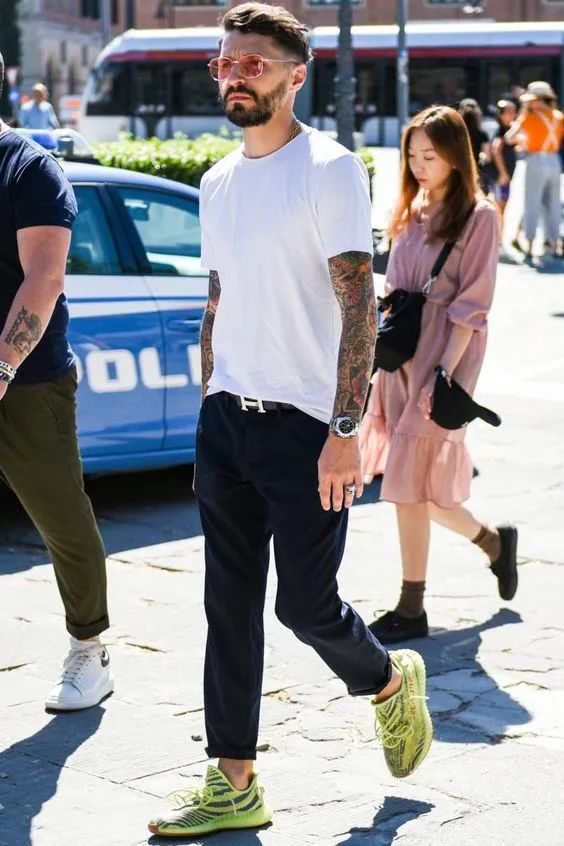 身高一米七左右穿什么衣服显高,一米七几身高怎么穿显高