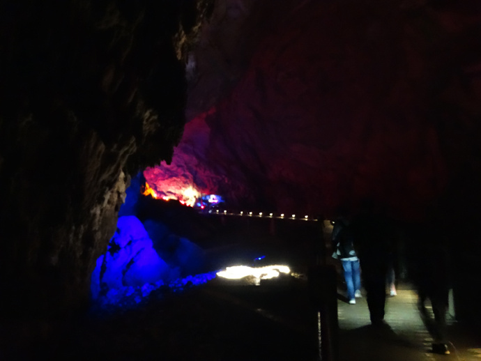 师宗凤凰谷走马观(中)