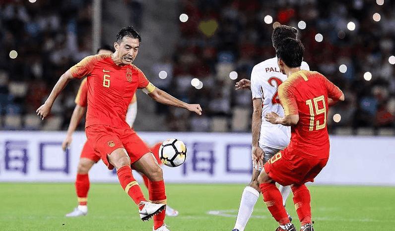 国足1:0乌兹别克斯坦各路解说,国足2-0巴勒斯坦全部比赛过程