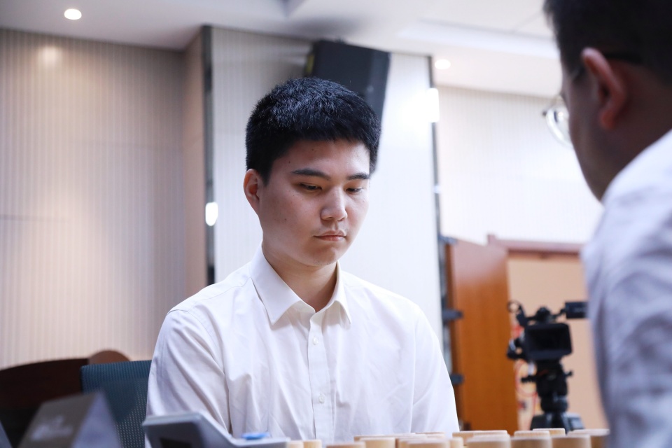 亳州战报|象甲联赛第六轮战罢，许文章含笑认输