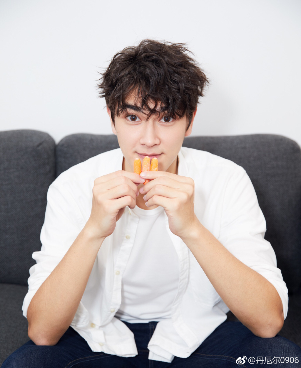 鏄撶儕鍗冪幒鐜嬭仾,鏄撶儕鍗冪幒鍜岀帇鎬濊仾鍚堢収