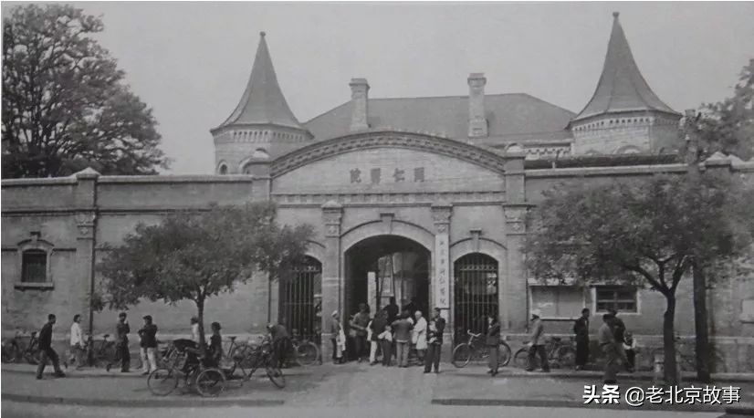 打卡东交民巷感受老北京风情,北京东交民巷一段难忘的历史