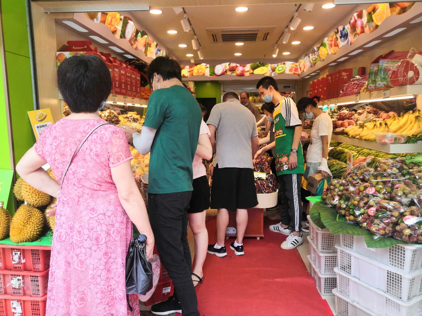 后疫情时代,花果鲜是如何做好水果加盟?