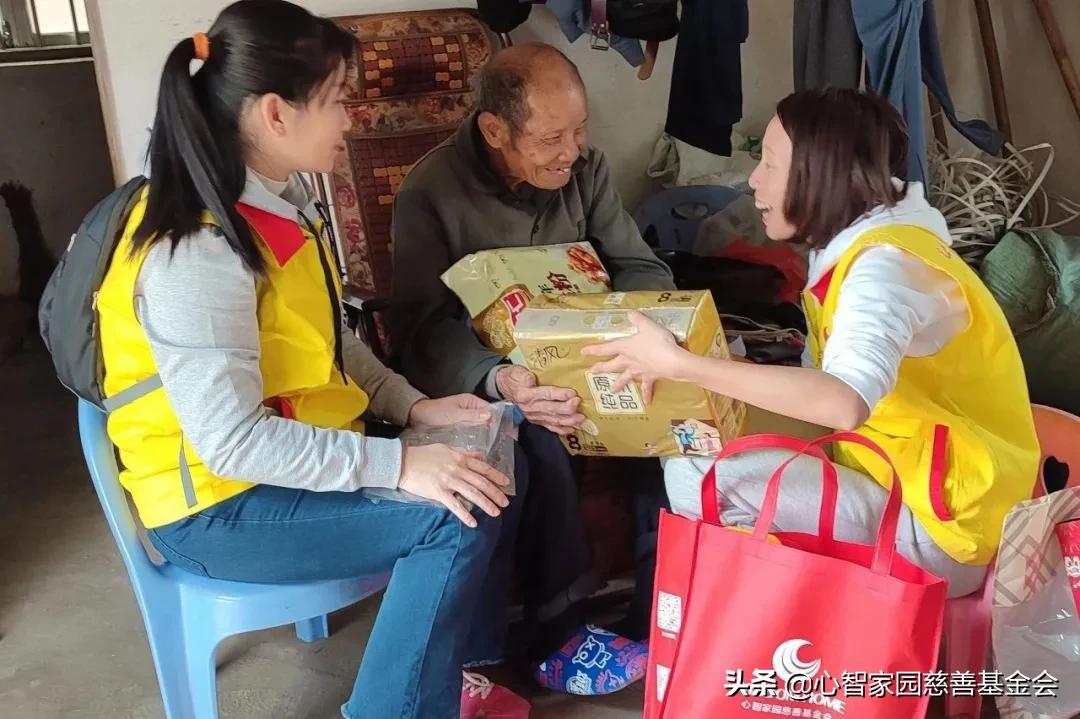 关爱空巢老人活动的视频,2024年关心孤寡老人活动安排表