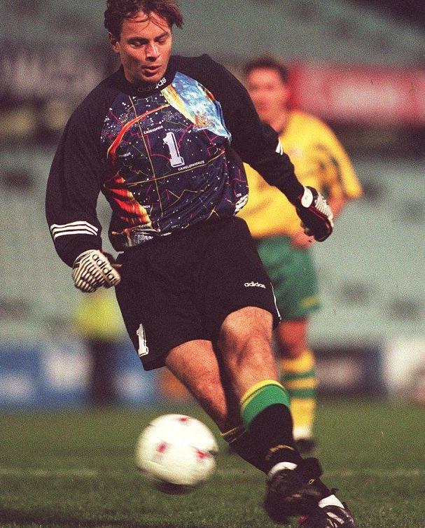 被弗格森抛弃，自毁前程的“红魔一号门将”接班人马克·博斯尼奇