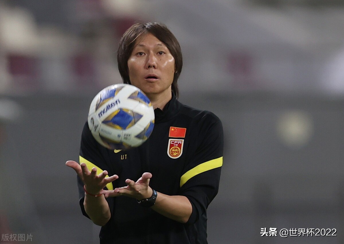 国足单后腰阵容图,国足擅长打法