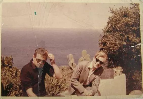 我的梦中情人就是你现在的样子,我的梦中情人是个盖世英雄句子