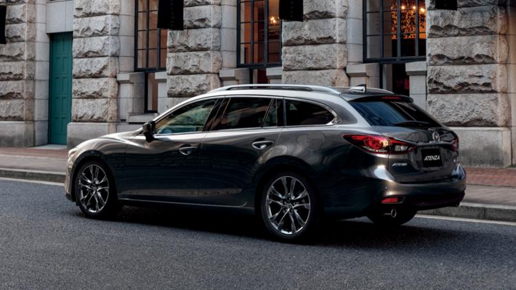 东瀛宝马马自达6,马自达6旅行版试驾视频