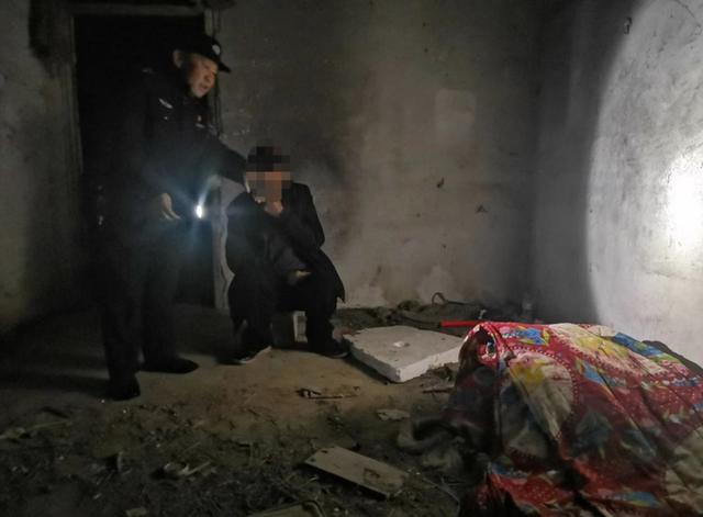 杭州风水阴宅,杭州一男子住墓地15年