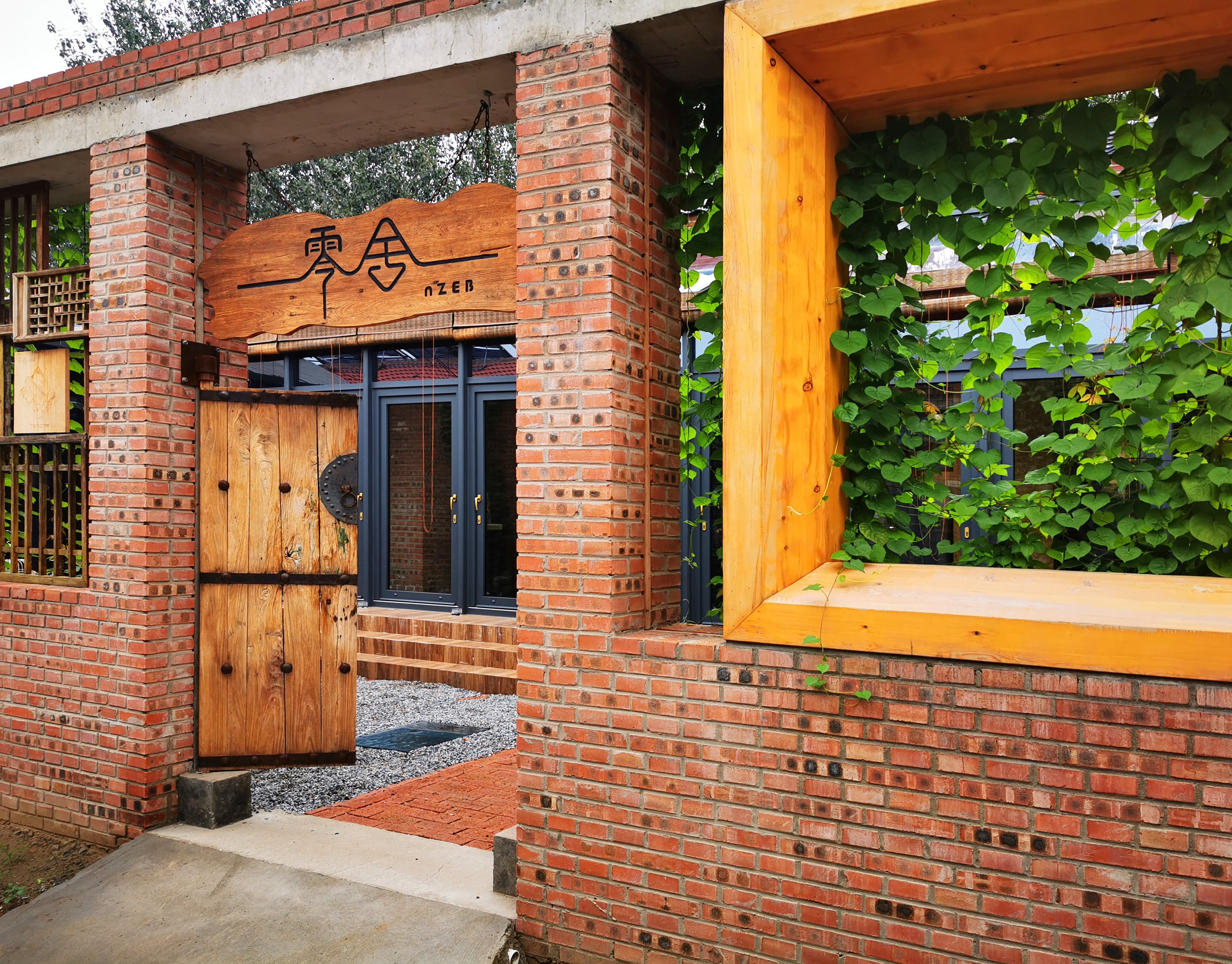 探秘零能耗小屋,探秘农村简单别墅