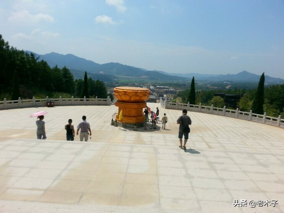 径山寺游山玩水,雨天游东林寺