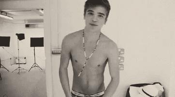 两边肌肉不对称还要继续练吗,肌肉练偏不对称