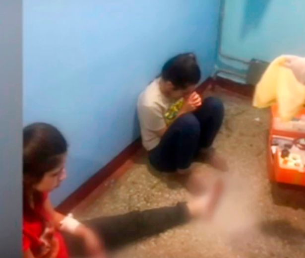 俄三姐妹联手杀父或无罪释放？新证据曝鬼父恋童*行暴**