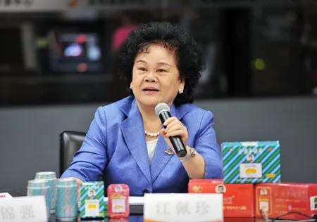 罗纳尔多广告事件,罗纳尔多打广告金嗓子