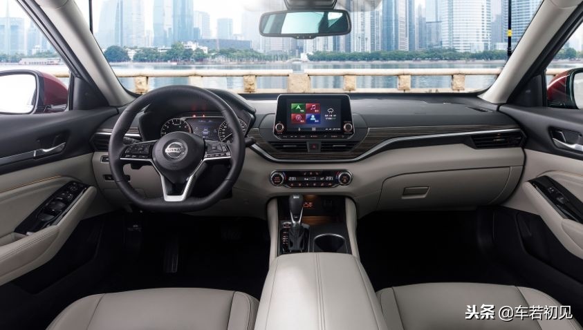 2024款全新天籁谍照,全新天籁对比全新亚洲龙