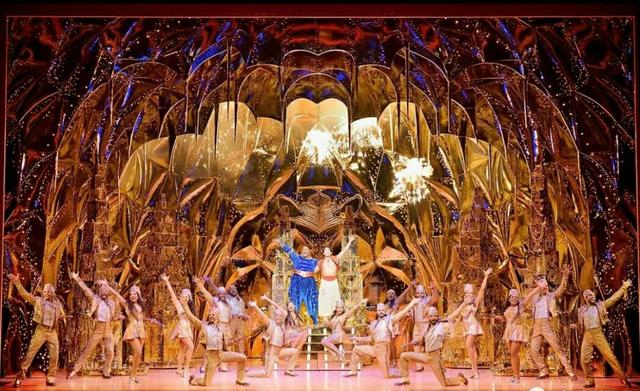 1000万人观看5项托尼奖提名|忆人生第1次看音乐剧《阿拉丁》