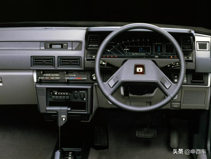 丰田花冠跟ae86有什么关系,花冠和ae86的关系