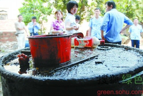 如何检测地沟油的存在,地沟油的鉴别的图片