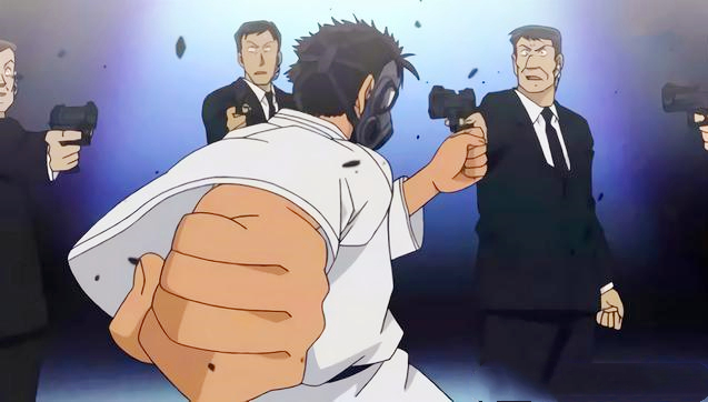 小兰挑战小五郎,小兰暴打小五郎