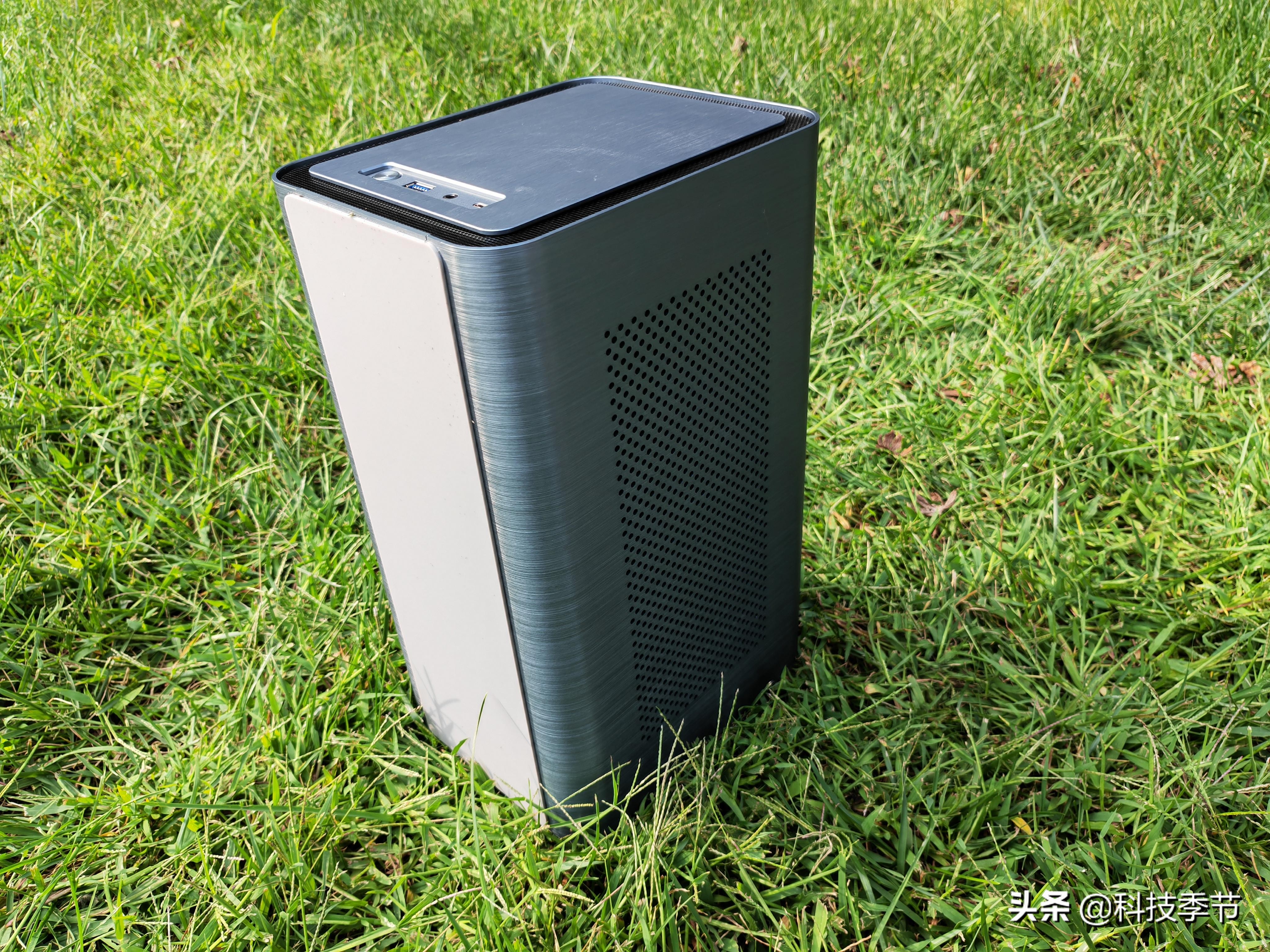 乔思伯n1机箱装机教程,乔思伯n1小型nas机箱首发开箱