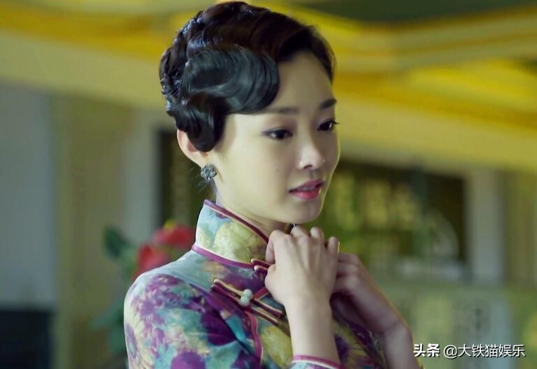 这4位女星太难了！被一位女配艳压不算啥，个个女配都吊打才尴尬