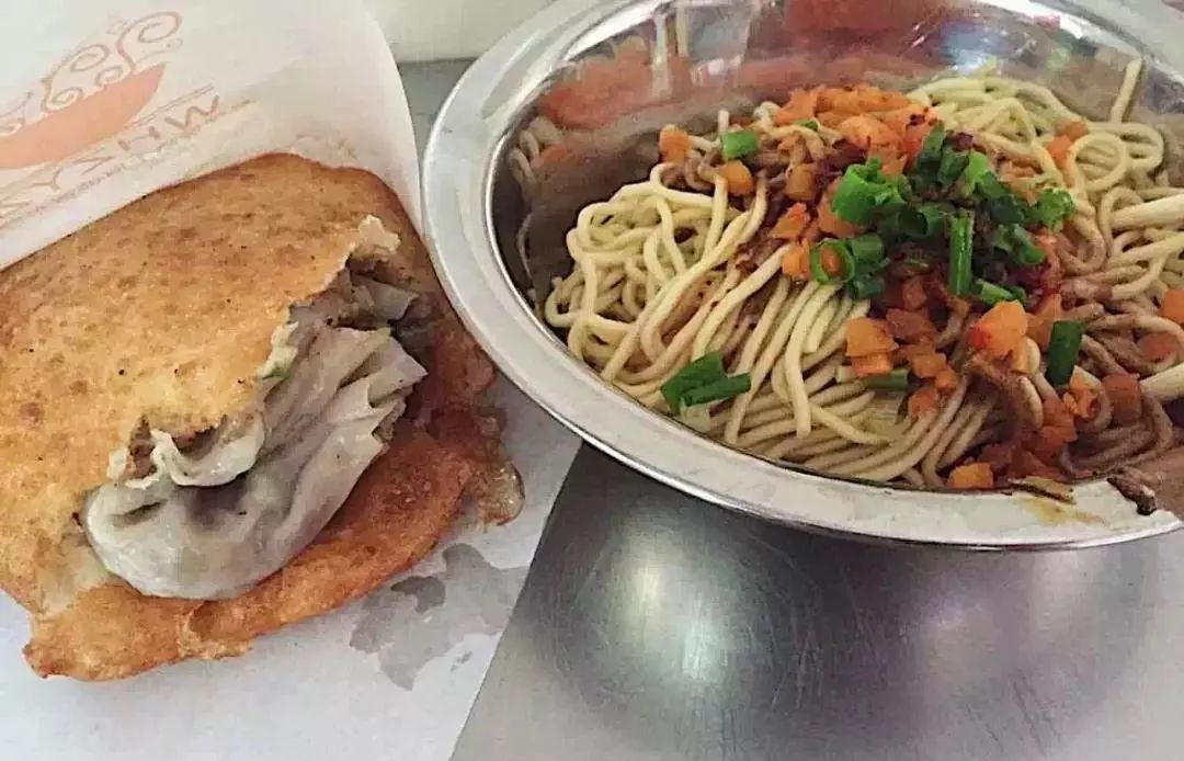 武汉鹿角巷网红店,武汉真正值得去的美食店