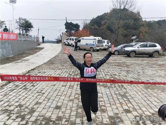 椋庡摜寰掓鐩存挱,闄囧崡椋庡摜璧勮