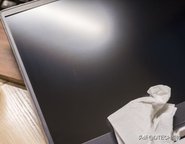 笔记本屏幕清洁正确擦的方式,如何清洁笔记本屏幕的手指印