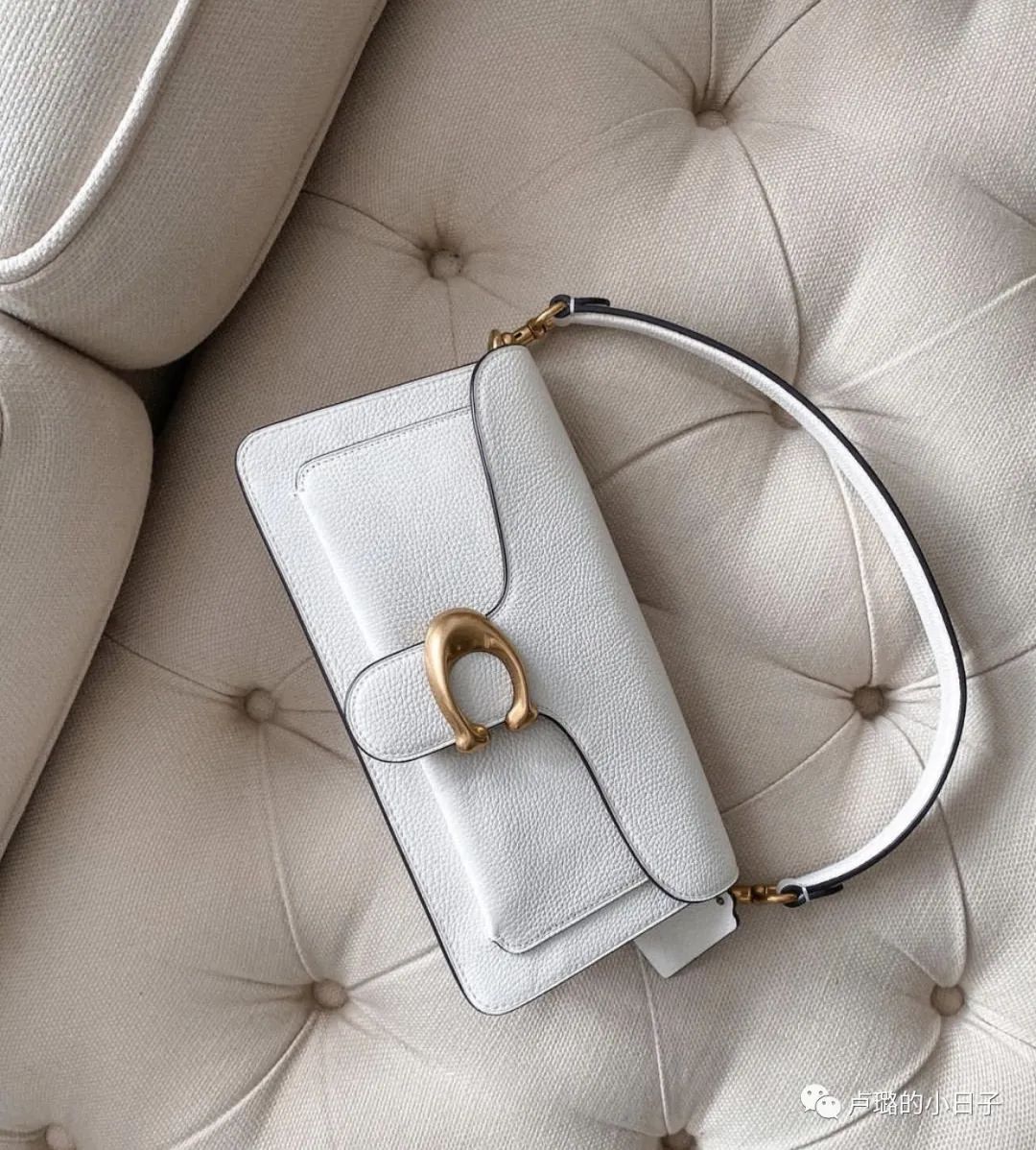 高级感白色休闲包,有高级感名牌的包