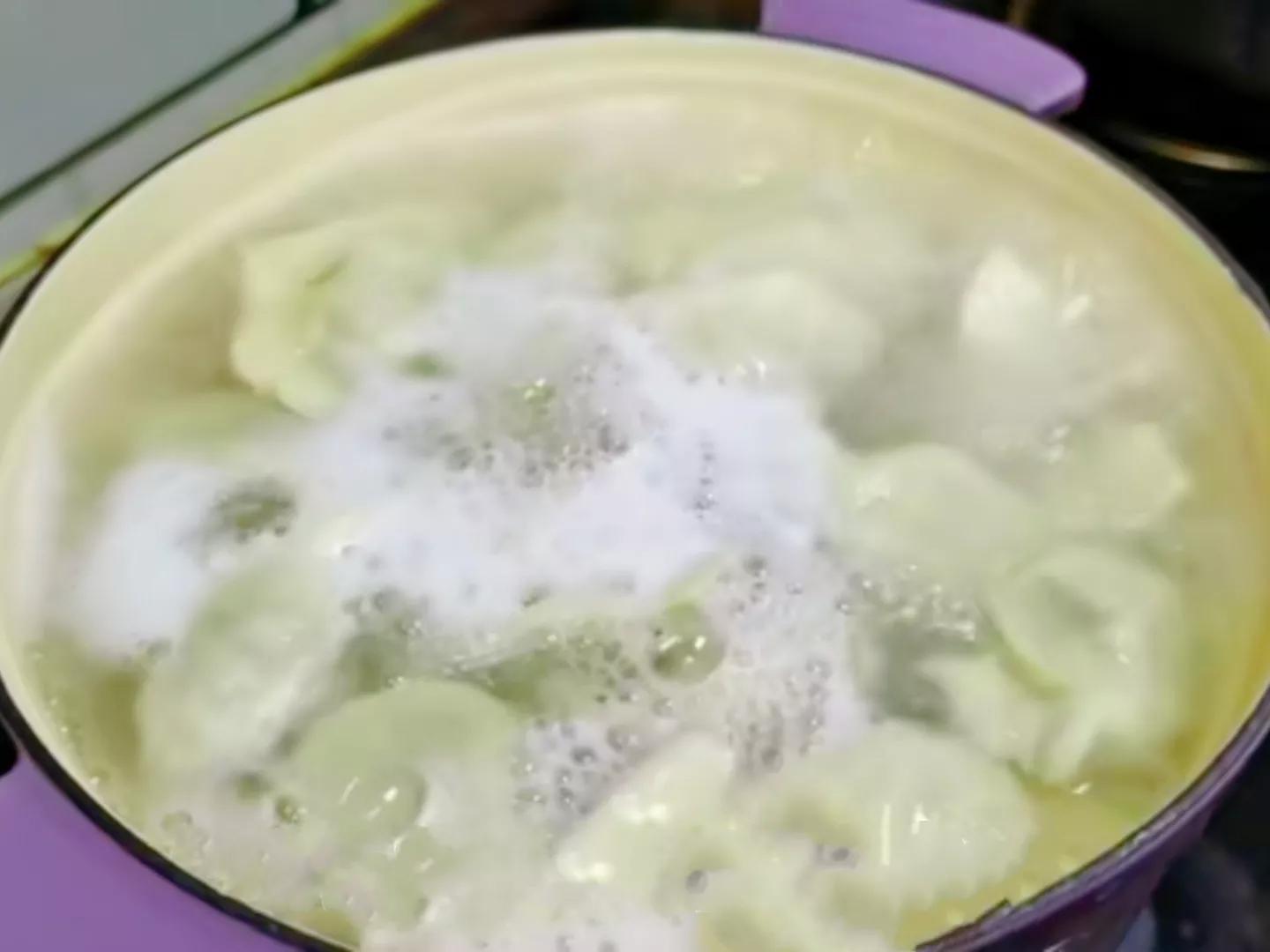 调荠菜饺子馅切记不要加一堆调料,调韭黄馅饺子馅牢记三不放