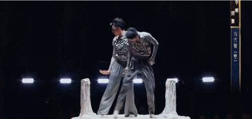 张晋给贾静雯当替身,张晋和陈小春以前关系如何