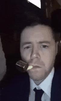 搞笑gif一看就是聪明人,搞笑gif趣图果然是亲生的笑死我了