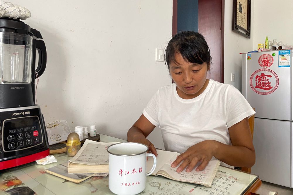 菜场女作家,菜市场摆摊的作家