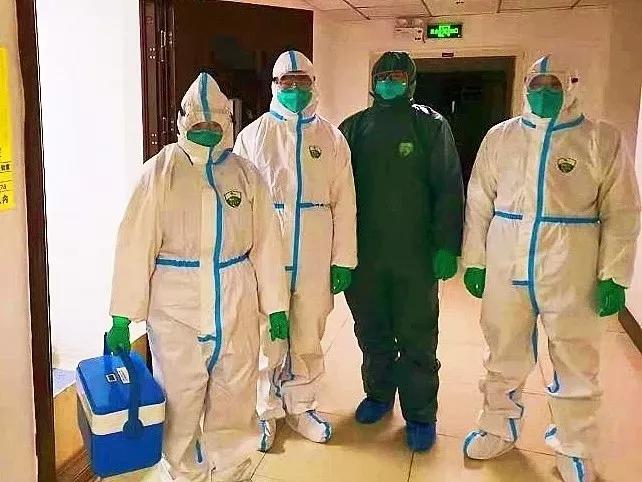 泪奔妻子去世留下孩子,妻子离世瞬间泪奔的视频