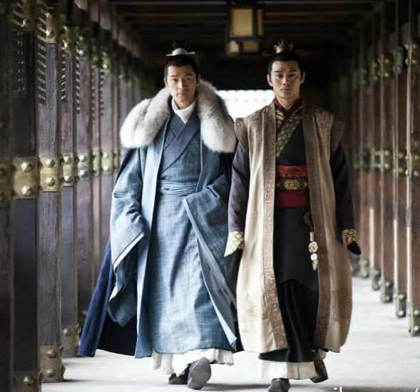 9.4分《琅琊榜》胡歌一直拒绝，王凯哭了多次，靳东为何不满意