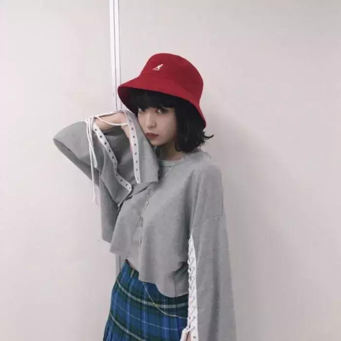 短发卷发怎么打理好看,不用打理又好看的短发