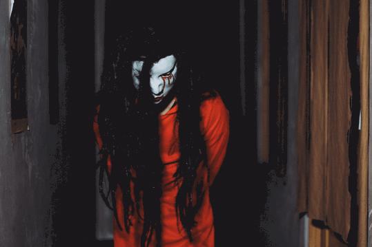 夜幕降临沉浸式密室逃脱体验剧场,超刺激的密室逃脱等你来体验