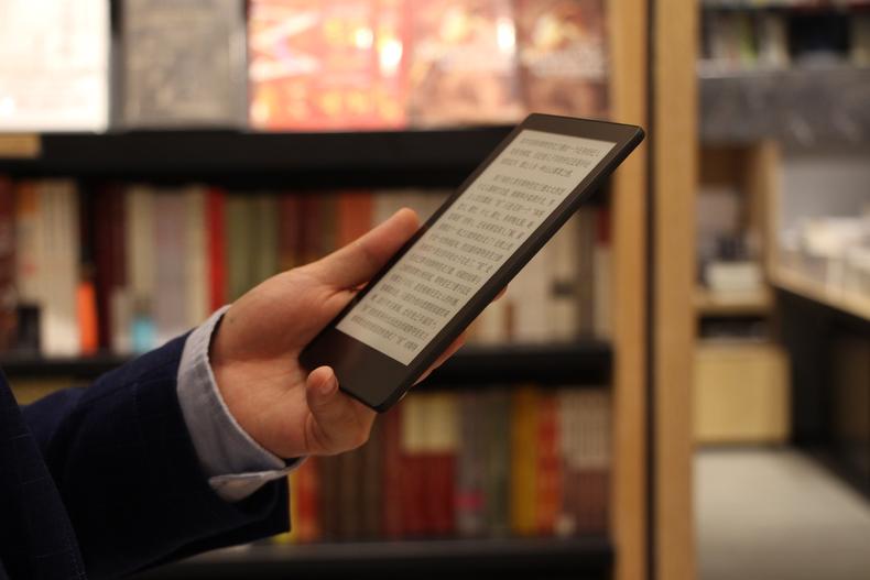 又一国货实现弯道超车，kindle迎来最强对手——当当阅读器上手体验
