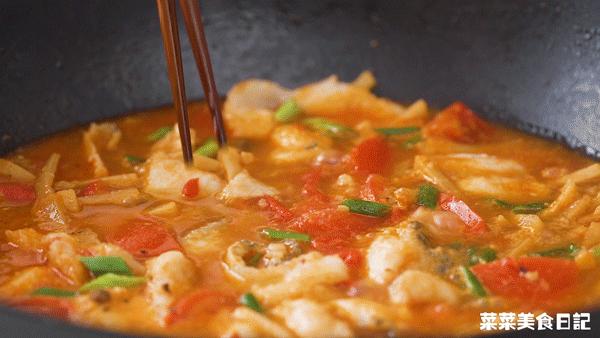 一年卖出70亿!摆摊有它必火,香到城管都要来一碗