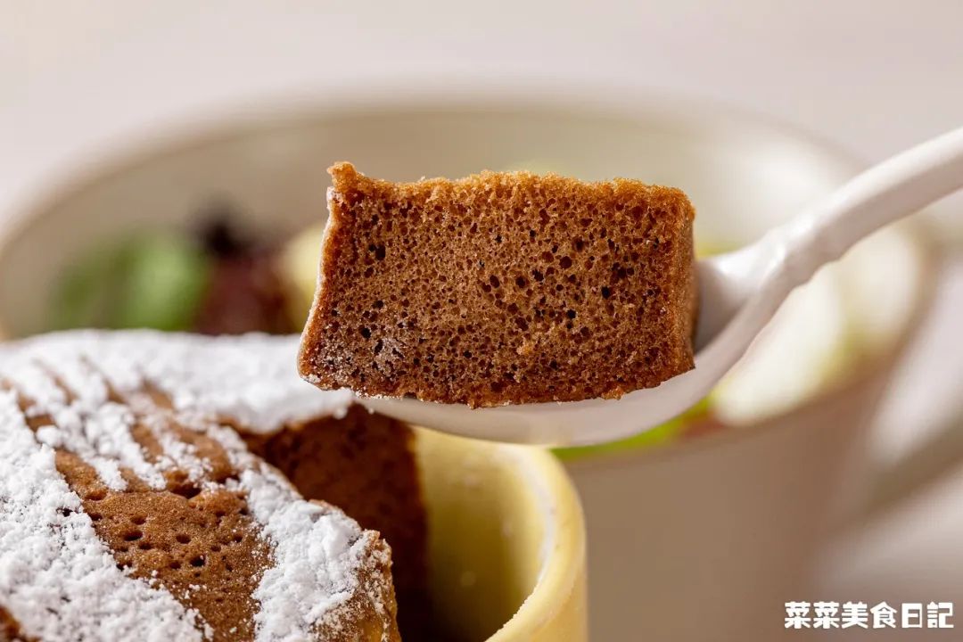 上班族午饭微波炉加热,微波炉解决一日三餐